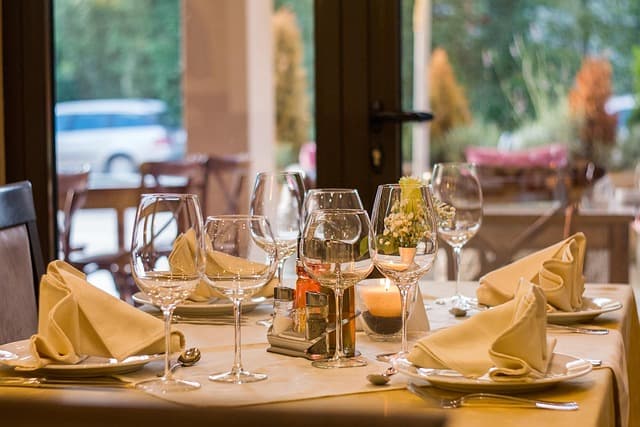 Comment Créer un Menu Gourmet à Thème pour Impressionner