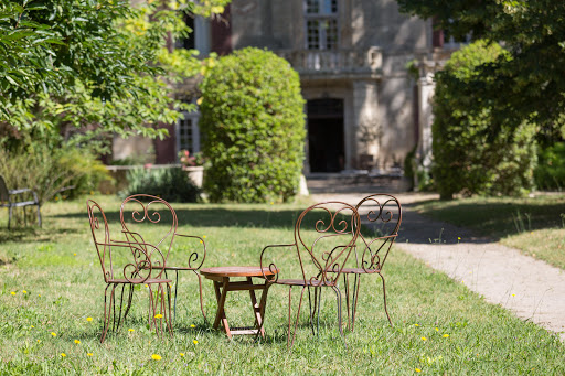 OFFICIEL | Château de Roussan ✓ Hôtel Restaurant Saint-Rémy-de-Provence dans les Alpilles ✓ Château Hôtel 4 étoiles & Restaurant Gastronomique ✓ Réservez votre Séjour ✓ Meilleurs Tarifs