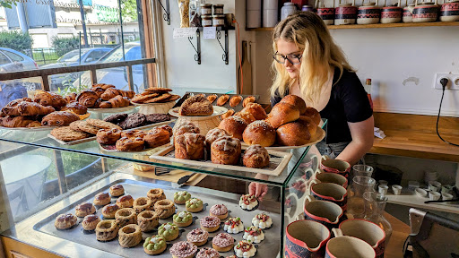 Le Café Mirabelle (Paris 11) vous accueille du mercredi au dimanche de 08 à 18h pour les petits déjeuners