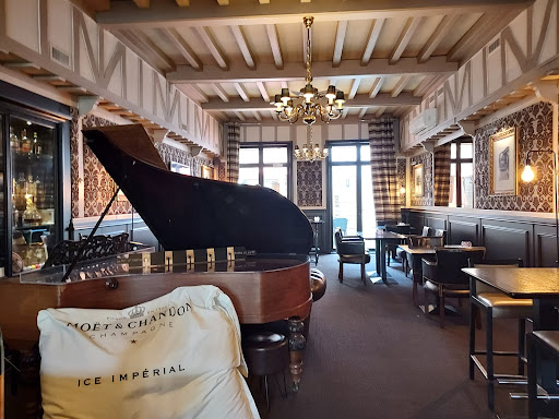 Hôtel - Restaurant - Bar à Cambrai