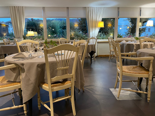 SITE OFFICIEL - Hôtel restaurant & Spa Les Moraines à Gérardmer dans les Vosges au cœur de la Vallée des Grands Lacs et à proximité du lac de Gérardmer.