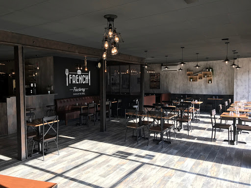 French Factory est un restaurant de burgers maison et grillades à Blois (41) | Sur place ou à emporter | Réservation et commande au 02 34 89 10 26