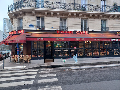 Ressourcez-vous lors d'un séjour professionnel ou en famille au Novotel Paris Centre Tour Eiffel. Les chambres spacieuses vous offrent un pied-à-terre idéal.