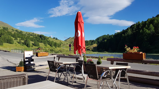 Tout le confort d'un hôtel au cœur de la nature et des montagnes