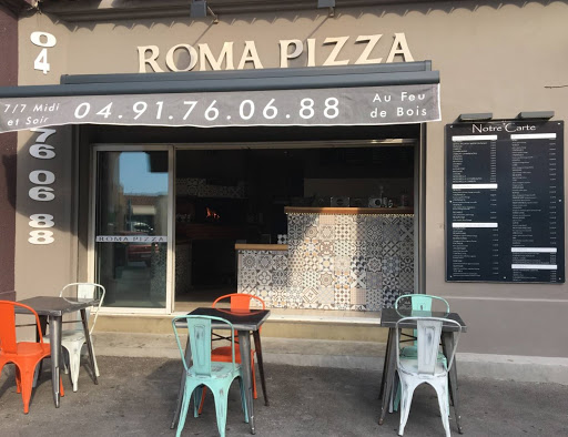 Roma Pizza vous propose des pizzas à pâte fraîche (base tomate