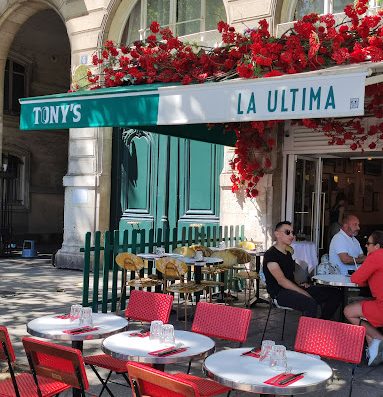 Bienvenue à La Ultima ! Le premier restaurant Italien qui renferme un secret de taille.