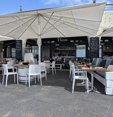 Bar et restaurant en front de mer à Capbreton dans les Landes. En famille ou entre amis