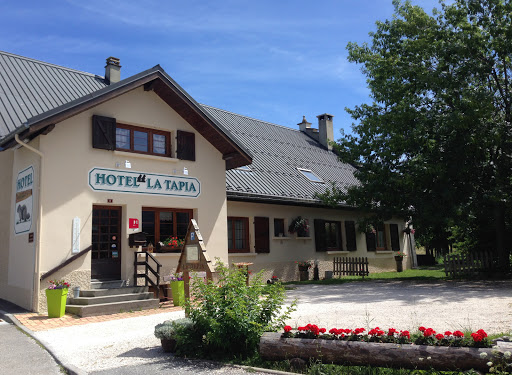 Hôtel La Tapia / Hôtel & Restaurant sur le plateau du Vercors (Autrans) Seul ou accompagné