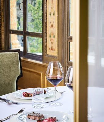 Site Officiel | Alléno Paris au Pavillon Ledoyen est le restaurant 3 étoiles de Yannick Alléno | Situé sur l'Avenue des Champs Elysées