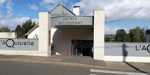 L'Aquarelle restaurant traditionnel avec terrasse Saint Fort près de Château Gontier en Mayenne (53) vous propose repas de groupe.