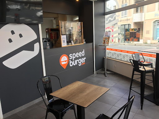 Découvrez les menus hamburgers et sandwich de Speed Burger et faites livrer votre repas à domicile ou sur votre lieu de travail.