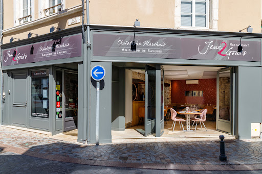 Bienvenue au restaurant Jeux 2 Goûts situé en plein centre de Châteauroux dans l'Indre. Découvrez notre carte et notre menu du jour proposant des plats raffinés conçus avec les produits du terroir et de notre région.