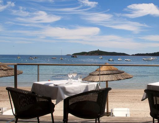 Hôtel plage 4 étoiles sur la plage de Pinarello