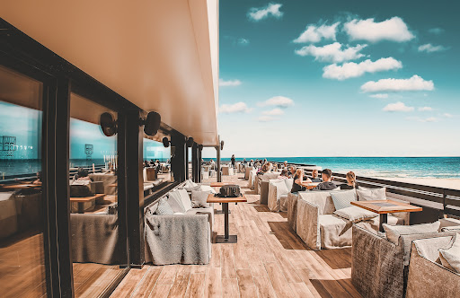 Laissez vous surprendre par notre cuisine latine goûteuse et colorée dans notre restaurant à Canet-en-Roussillon en bord de plage.