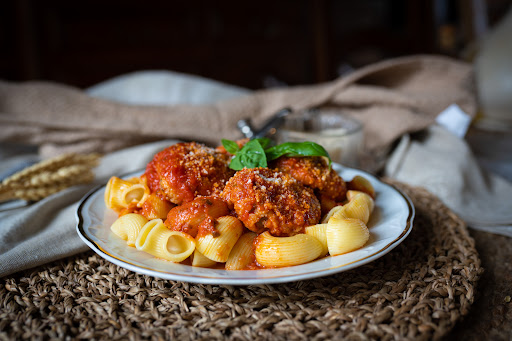 Casaspina foodtruck de pâtes fraiches maison et spécialités italiennes. Notre foodtruck est mobile sur lyon et l'est lyonnais.