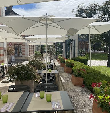 Le restaurant O'Distingo situé à Eaubonne dans le Val d'Oise 95 vous accueille dans un décor moderne