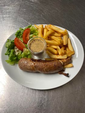 Vous avez le choix de la restauration sur le site des Tumulus de Bougon : crêperie ou aire de pique-nique