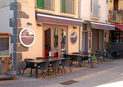 Bienvenue à la Casa Léon : Restaurant de fruits de mer à Collioure. Situé en face du clocher