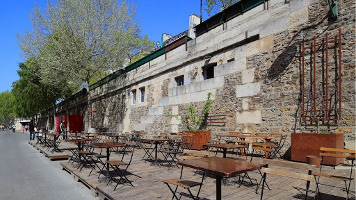 Restaurant bistronomique sur les quais de Seine