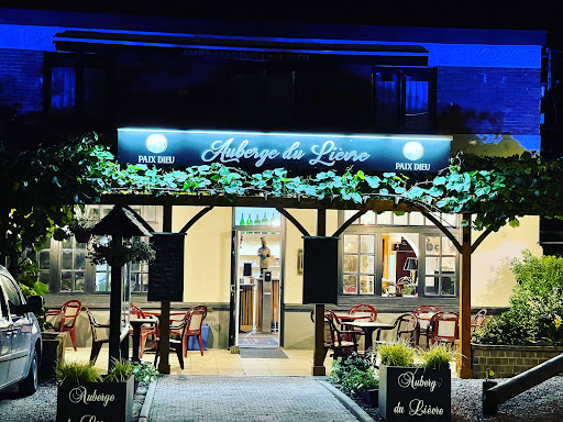 L’Auberge du Lièvre vous accueille au cœur de la forêt domaniale de Bruille-Saint-Amand. Venez profiter des mets traditionnels dans notre relais de chasse.