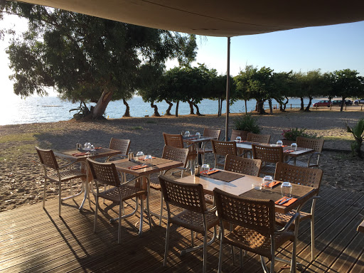 L'Ambata Porticcio en Corse-du-Sud - Nous vous accueillons dans un lieu magique au bord de la méditerranée pour vous faire découvrir une large sélection de plats généreux.