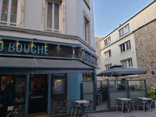 Venez déjeuner ou dîner au Bistro Bouche situé au coeur de Cherbourg. Ouvert midi et soir