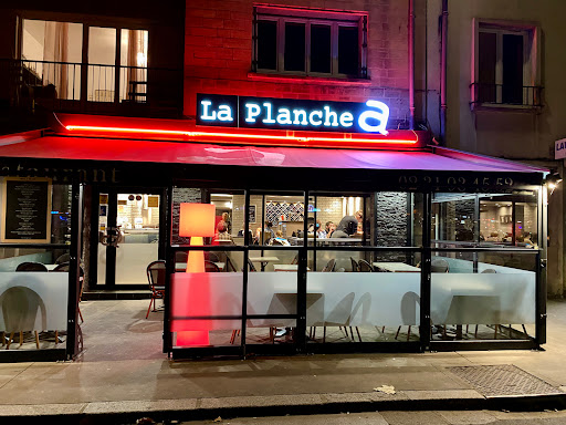 Commandez en ligne parmi 1000 restaurants depuis Restomania.fr