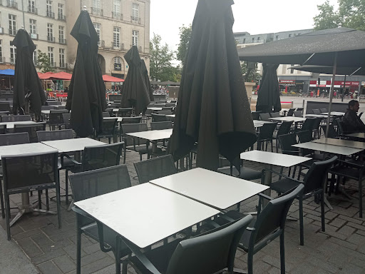 La Prison du Bouffay est un restaurant de burgers et de grillades à la cuisine 100% maison situé dans le centre-ville de Nantes