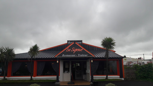 Découvrez le restaurant traiteur Le Signan à Pontivy et passez un moment convivial dans notre établissement et lors des repas de vos événements.