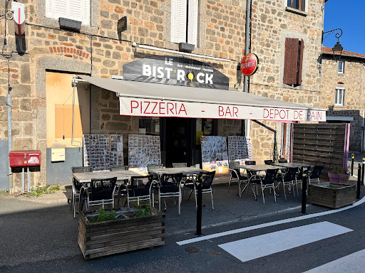 Le Bist'rock vous propose sa cuisine locale et fait maison dans une ambiance familiale et conviviale à consommer sur place ou à emporter sur le secteur de Saint-Barthélémy-Lestra dans la Loire.