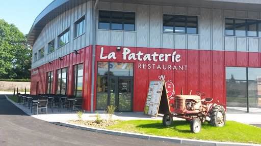 Entrer dans un restaurant La Pataterie