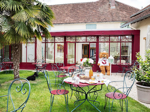 Réservez votre Hôtel Logis Maison Gublin Auberge du Lac Rest. Au Vieux Pressoir à MESNIL ST PERE. Découvrez la région de Champagne Ardenne et profitez des meilleurs tarifs avec LOGIS Hôtels.