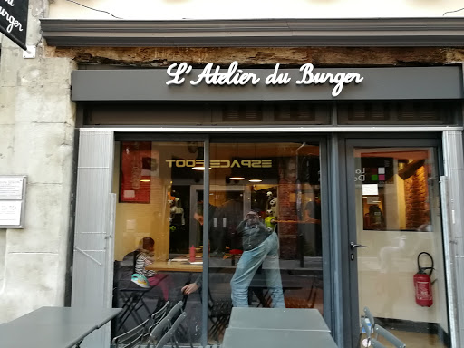 L'Atelier du Burger est heureux de vous accueillir dans l’un de ses 2 chaleureux restaurants de Toulouse