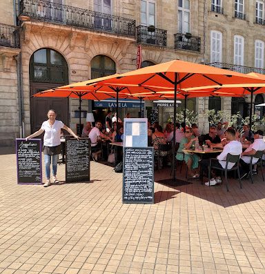 Restaurant Brasserie la vie là implanté à Bordeaux : Nous vous accueillons dans l’une des meilleures brasserie de Bordeaux à Chartrons.