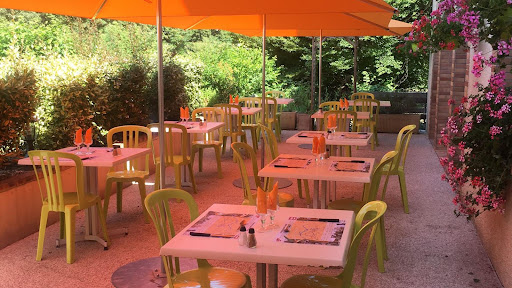 Auberge de la Plaine vous accueille dans un cadre charmant à La Rothière. Découvrez les environs et profitez des nombreuses visites culturelles.