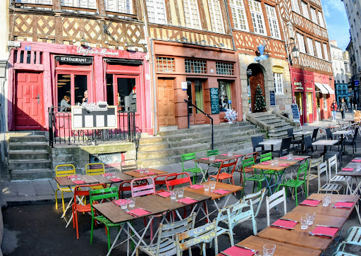 Découvrez notre sympathique restaurant à Rennes. Entrez dans l'univers des fils à Maman pour une soirée resto entre amis.