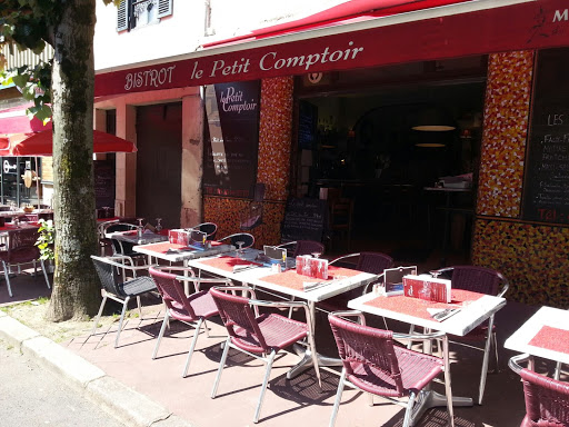 Le Petit Comptoir de Limoges vous propose ses plats sur place ou à emporter. Toute la cuisine française dans votre assiette en vous souhaitant une bonne dégustation.