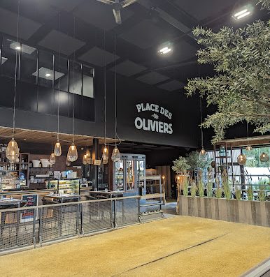 Votre brasserie pétanque à Lille est un lieu à la fois authentique et moderne où passer un moment de détente entre collègues