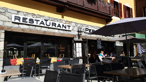 Restaurant à ARC 1950 . Cuisine française. Spécialités savoyardes et régionales. Restaurant avec terrasse au coeur des arc 1950. Séminaires