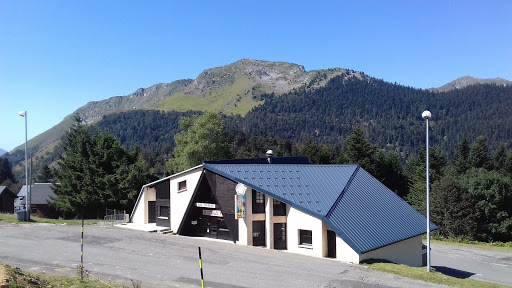 L'hôtel la Grange est votre hôtel bar restaurant dans la station du Mourtis près de Boutx (31)