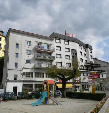 Réservez votre séjour au relais hôtel Saint-Hubert à Saint-Claude dans le Haut-Jura et profitez de ses 30 chambres dans un confort 3 étoiles.