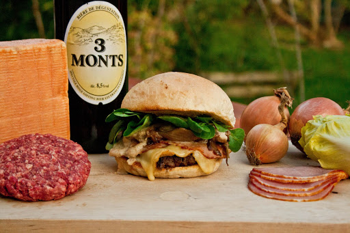 KM200 est un food truck locavore sur les Hauts de France. Nos burgers sont faits maison