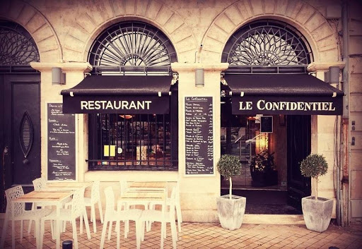 Dans ce restaurant niché dans le cadre exceptionnel d'un ancien chai