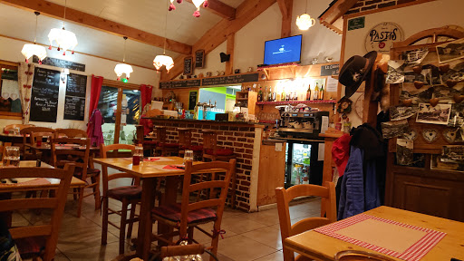 Venez goûter les délicieuses pizzas de La Marmotte à Aigueblanche .