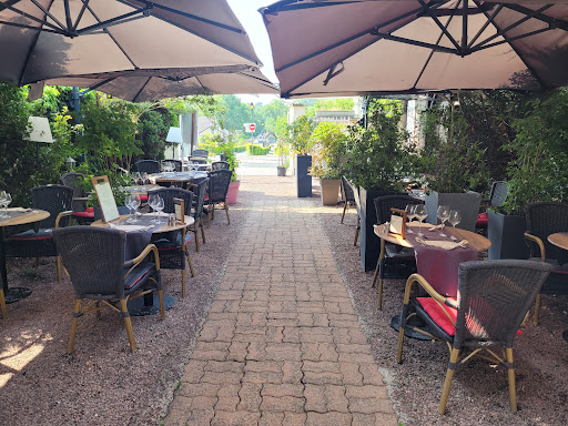 Près du Château d'Azay le Rideau et à quelques mètres du centre ville