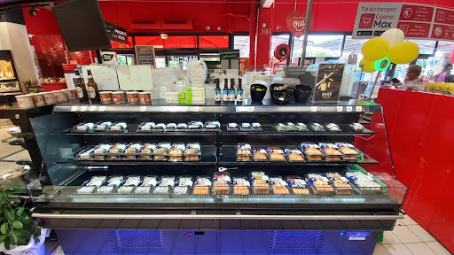 Concept de kiosque clé en main intégré à la grande distribution. Nous fabriquons les sushis devant nos clients avec des produits frais & de qualité.