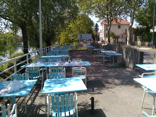 Le restaurant Au Bord'Eau