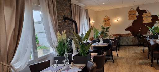 Notre restaurant brasserie est présent depuis plus de 16 ans dans le village de Chilleurs-aux-Bois. Découvrez notre cuisine entièrement faite maison !