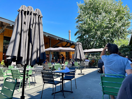 Partie intégrante de la Gare Saint Sauveur