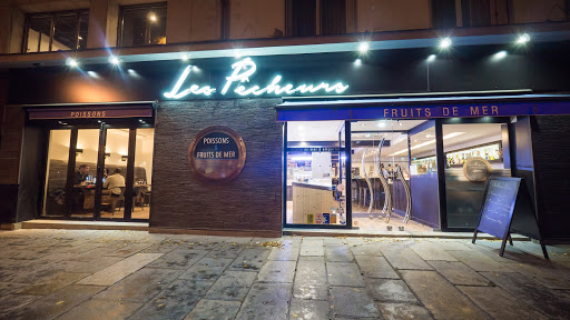 Les Pêcheurs c'est the place to be à Rennes pour les amateurs de poissons et fruits de mer. Poissons frais et carte de vins réservant de belles surprises.